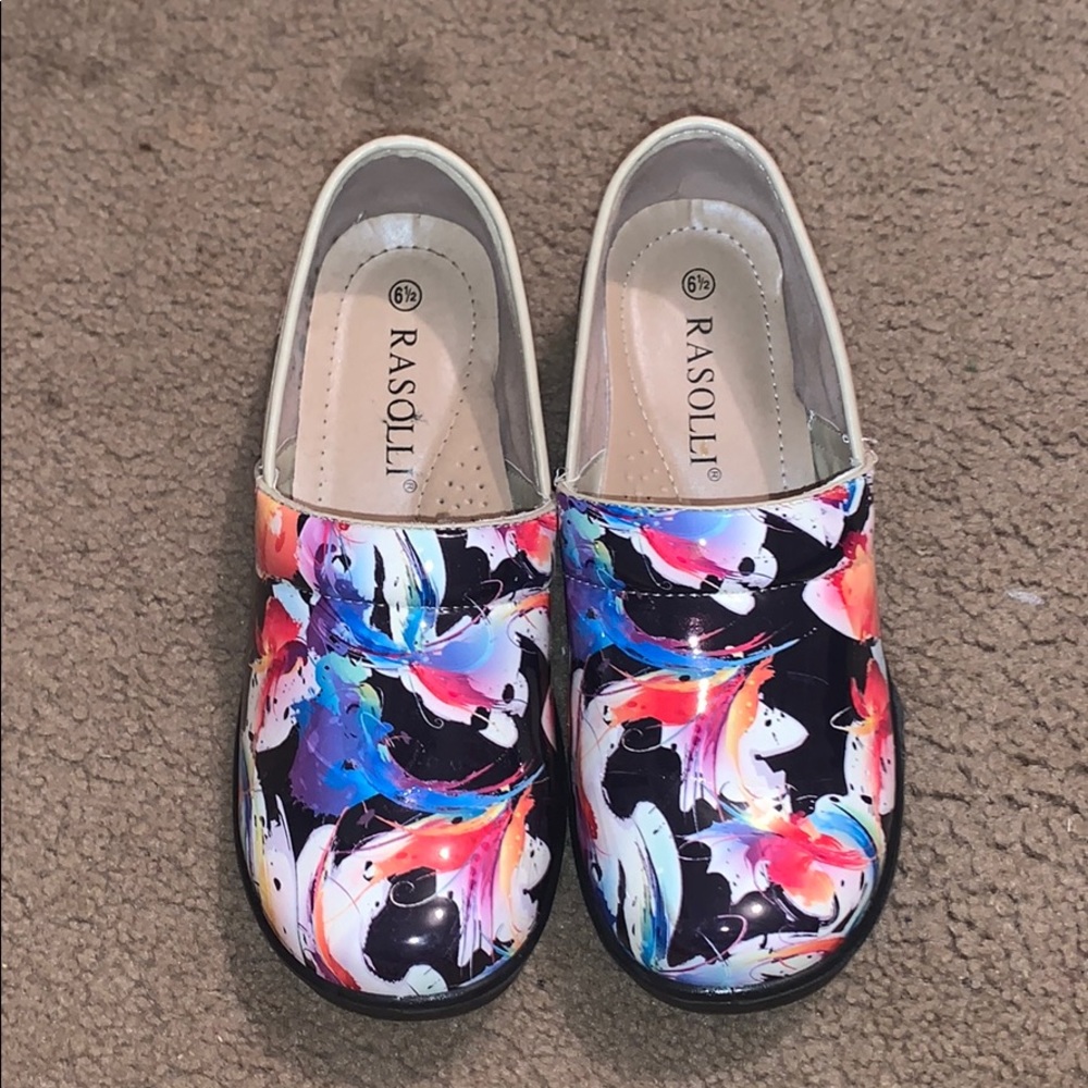 Rasolli Nurse Clogs